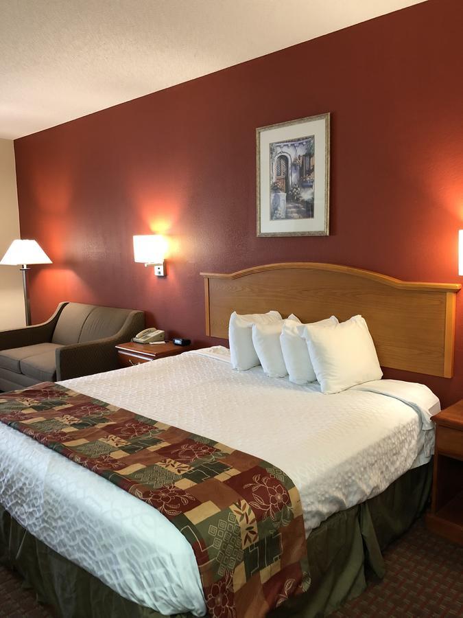 Millennium Inn Ellisville Ngoại thất bức ảnh