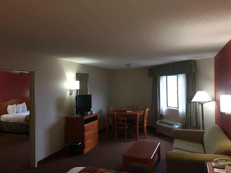 Millennium Inn Ellisville Ngoại thất bức ảnh